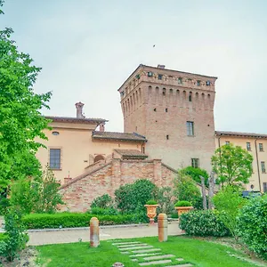 La Tavola Rotonda 3*, Cortemaggiore Italia