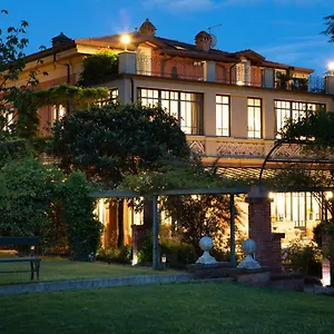 Belverde Boutique 3*, Carrara Italia